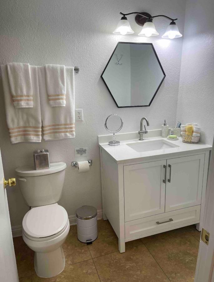 Cozy Studio…With Private Entrance لاس فيغاس المظهر الخارجي الصورة